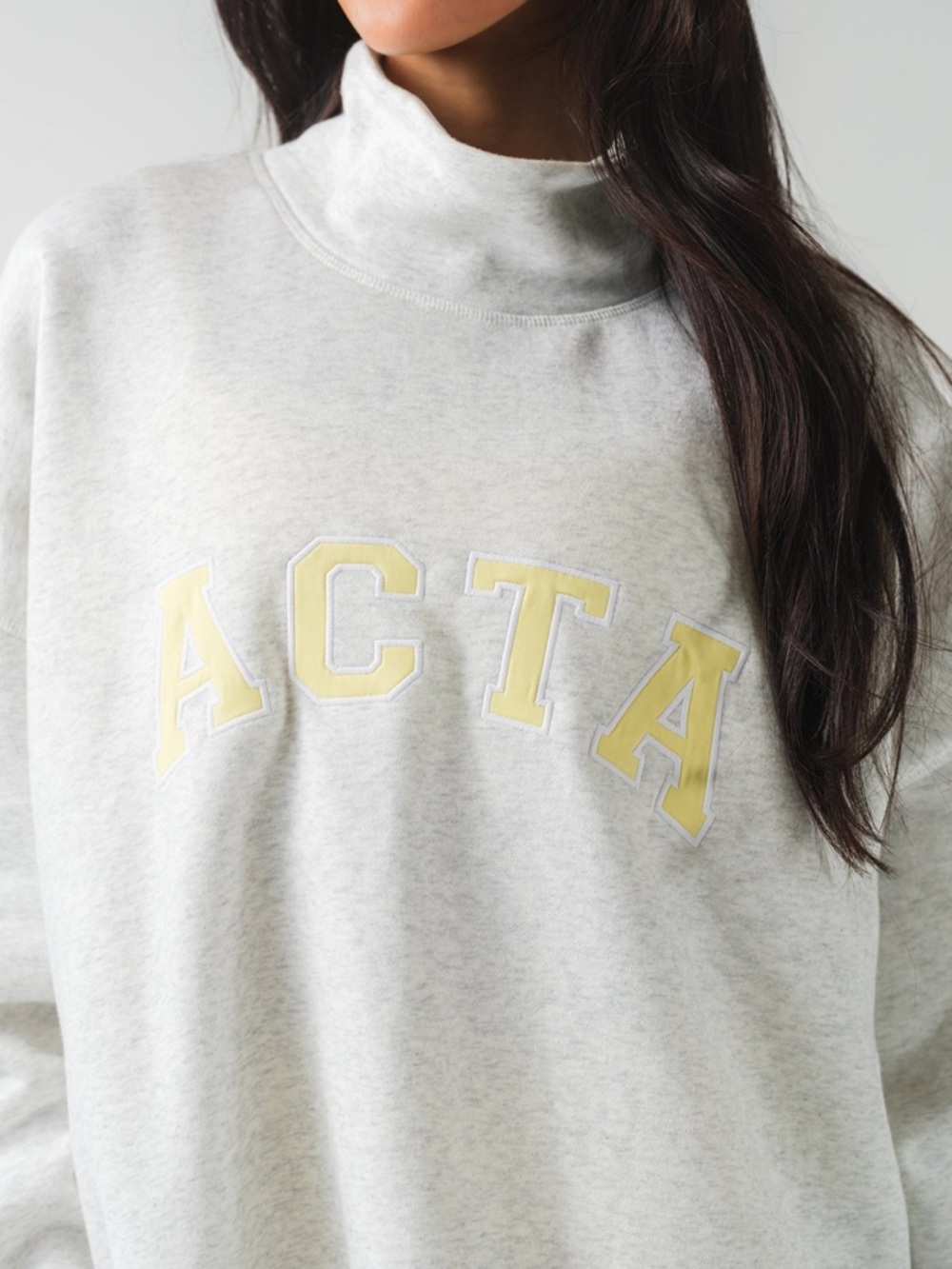 ACTA Cream mockneck Sweater sold out high demand s/m